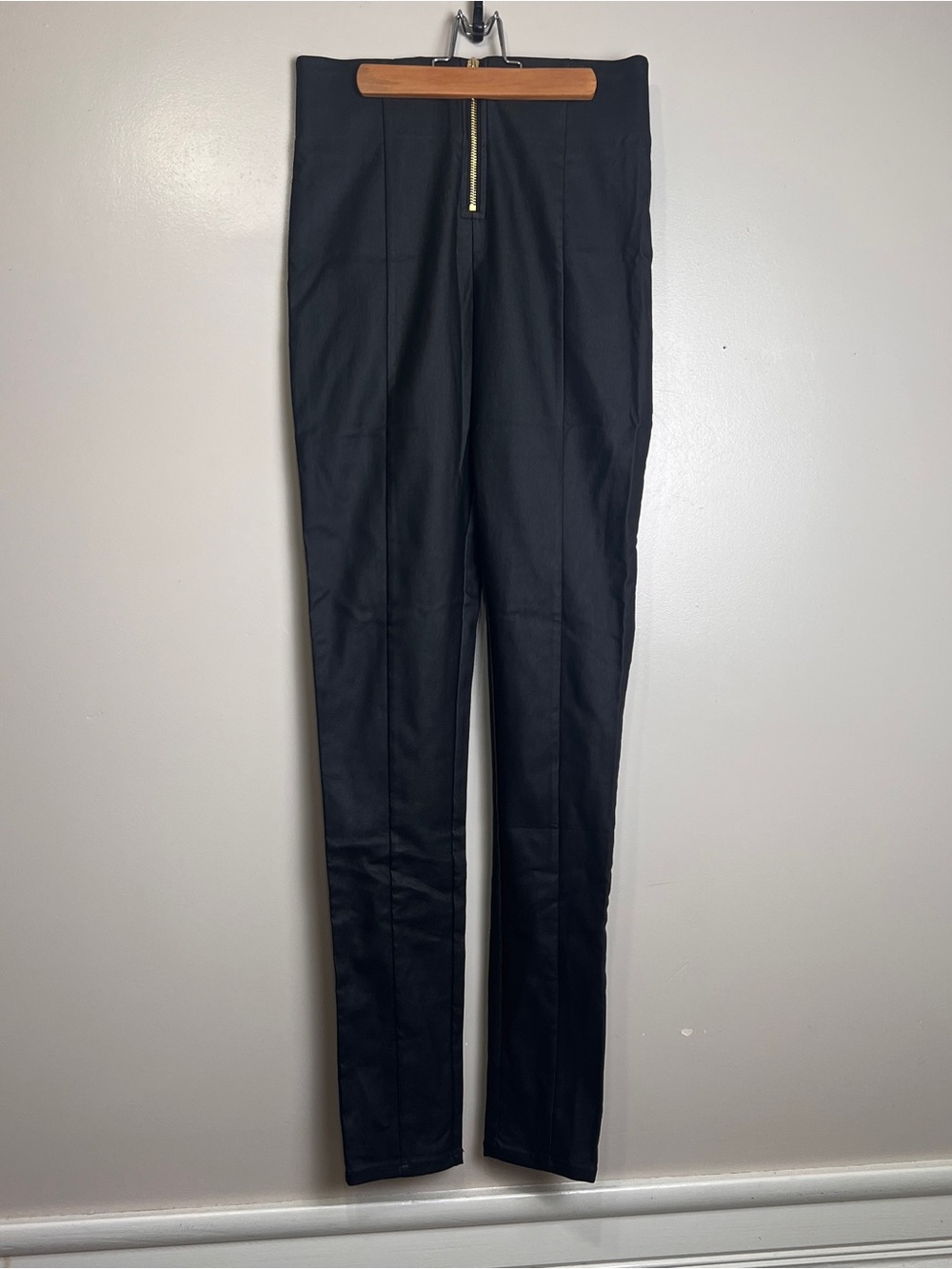 All Things Golden M Faux Leather Second Skin High Rise Pants Blk Zip Front NWOT